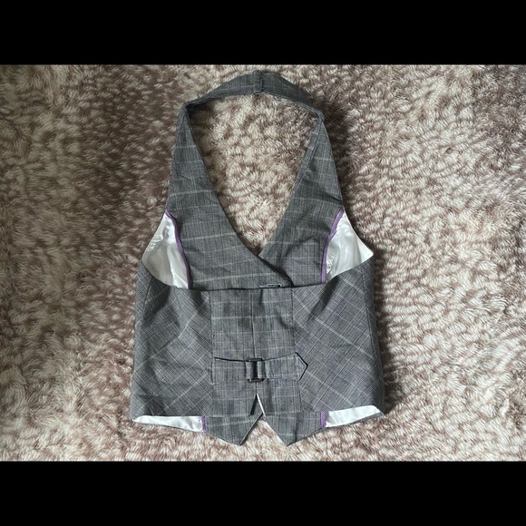 Plaid button up vest - Picture 2 of 3